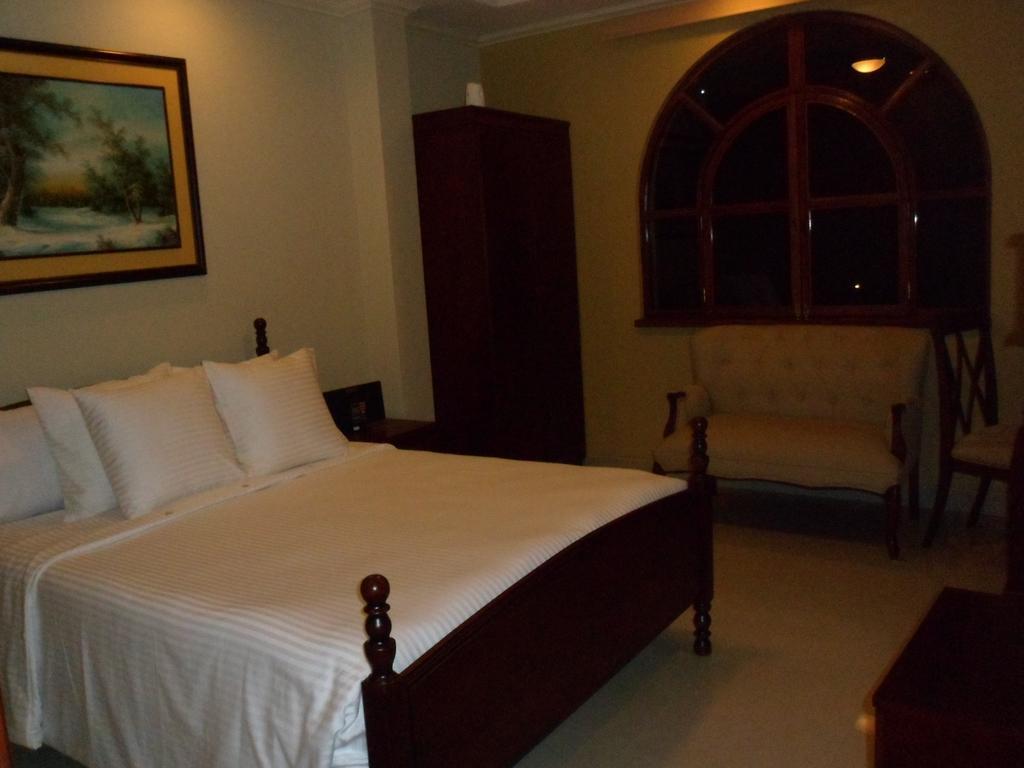 מנטה Hotel Maria Isabel חדר תמונה