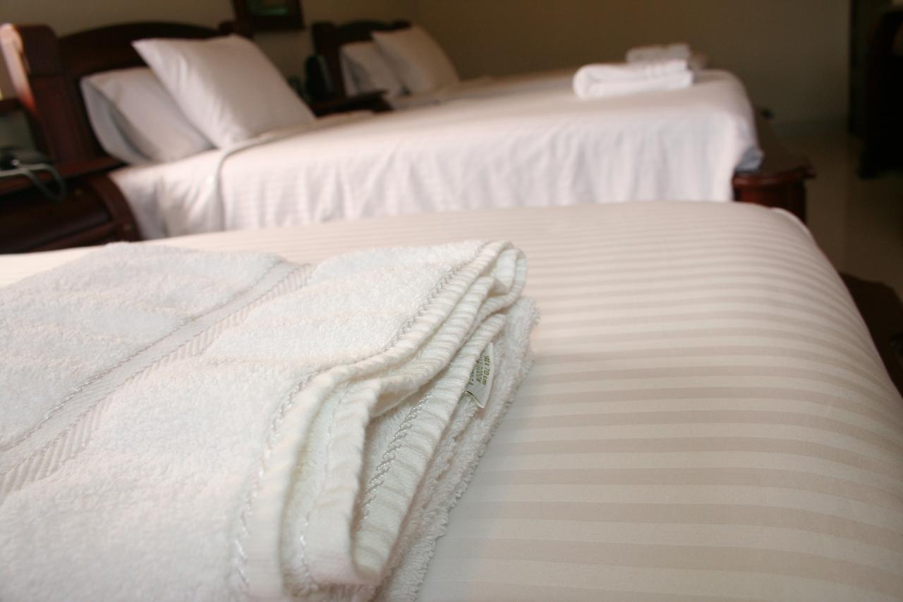 מנטה Hotel Maria Isabel מראה חיצוני תמונה